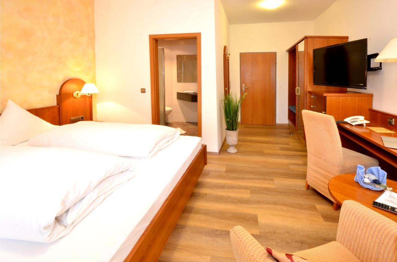 Landgasthof Scheubel Gremsdorf Luaran gambar